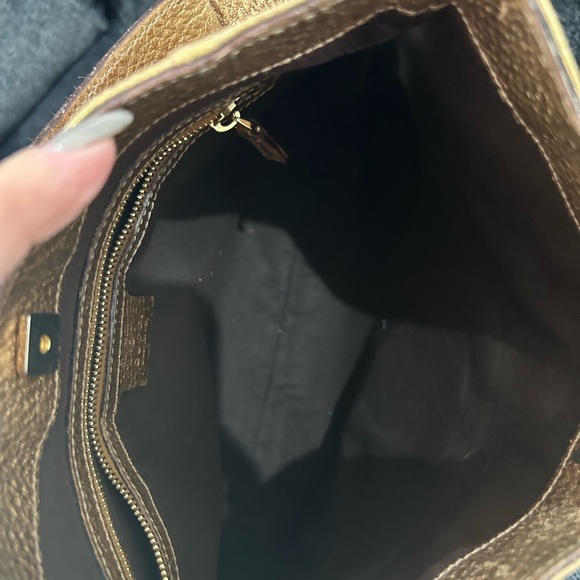 Gucci Hasler Metallic Handbag - Picture 6 of 16